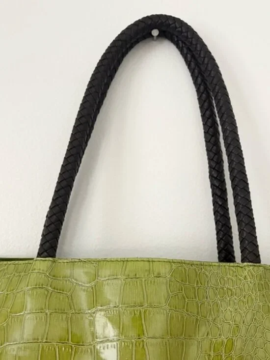Neiman Marcus Green Crocodile Braided Handle Lined Tote Bag - Picture 4 of 11